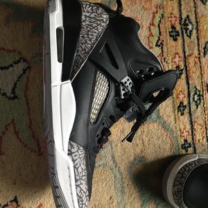 Jordan Spizike Cement size 8.5